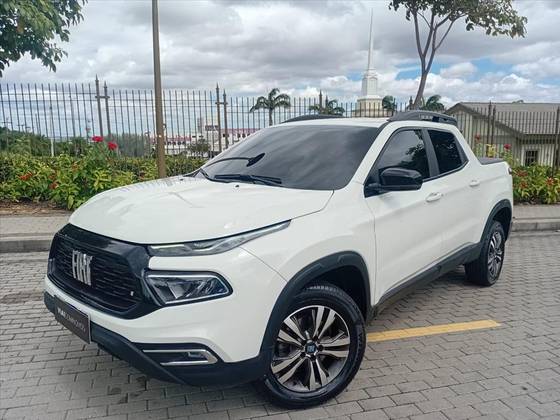 FIAT TORO 1.3 TURBO 270 FLEX FREEDOM AT6 FIAT TORO 1.3 TURBO 270 FLEX FREEDOM AT6